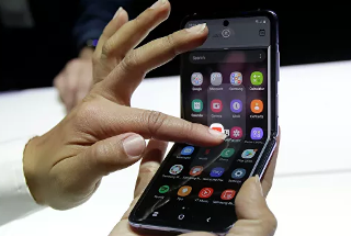 Tòa án Nga cấm bán 61 mẫu điện thoại thông minh Samsung